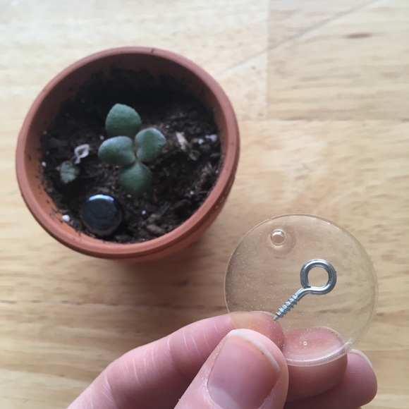 Handmade Screw Eye Resin Charm - Picture 3 of 8